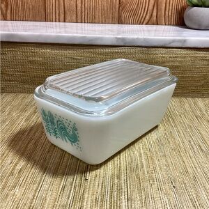Vintage Pyrex 502 1.5 Pt. With Lid Amish Butterprint Refrigerator Dish